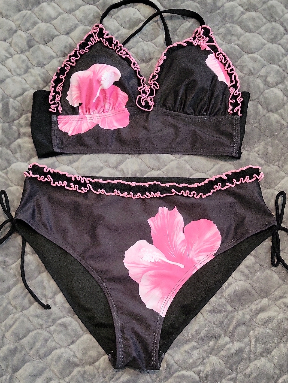 Modlily Black & Pink Floral Ruffle Bikini Set - Women Swim- L- NEVER WORN - Picture 2 of 9